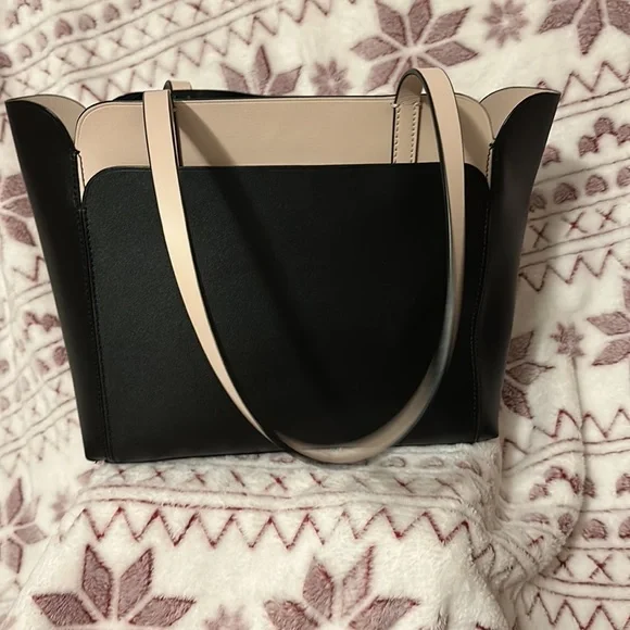 Kate Spade New York handbag - Picture 6 of 9